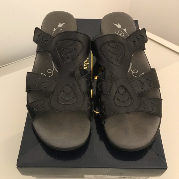 Propet Black Leather Sandals - Picture 1 of 4